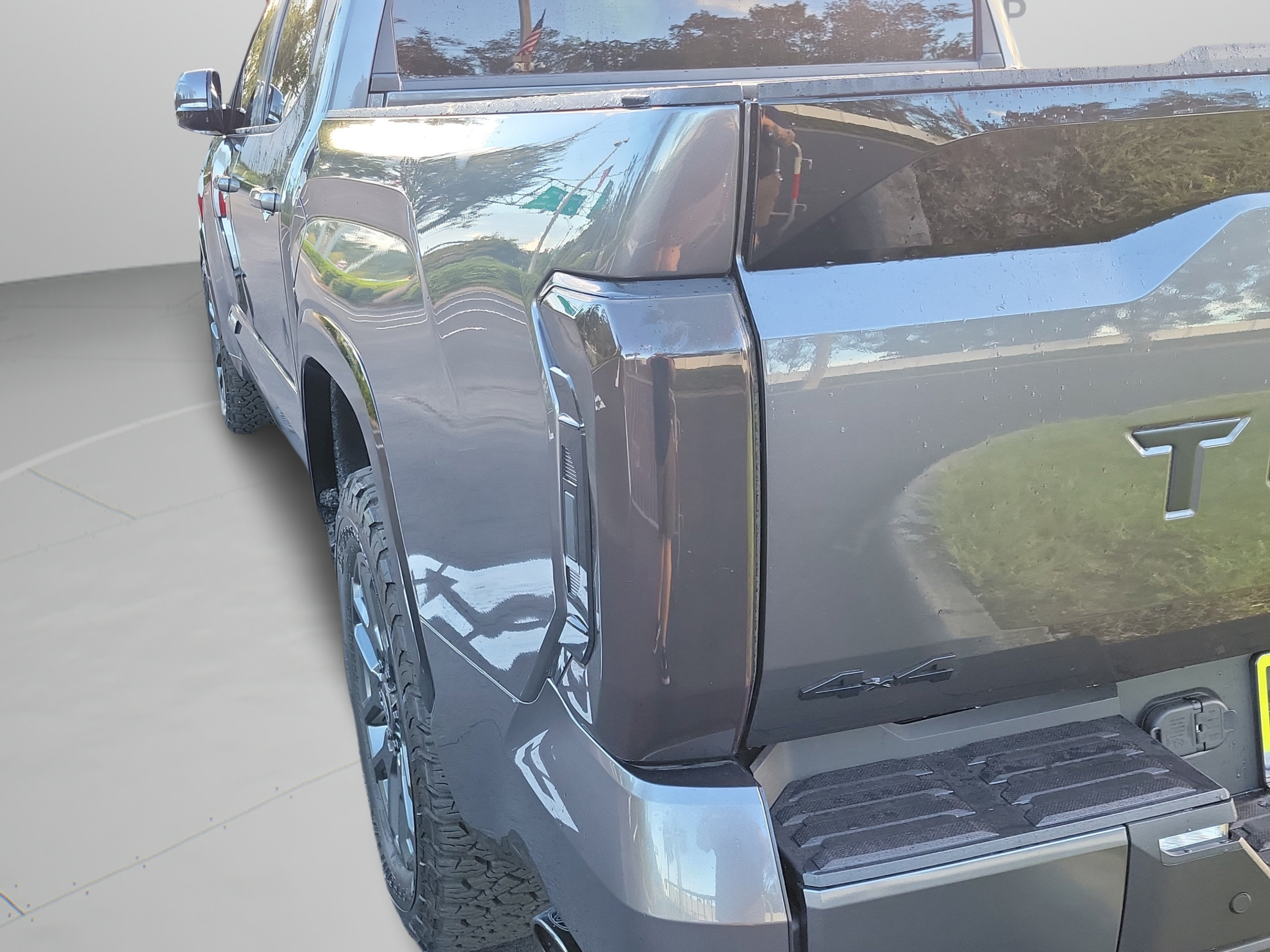 Used 2025 Toyota Tundra Platinum AWD/4WD image 24
