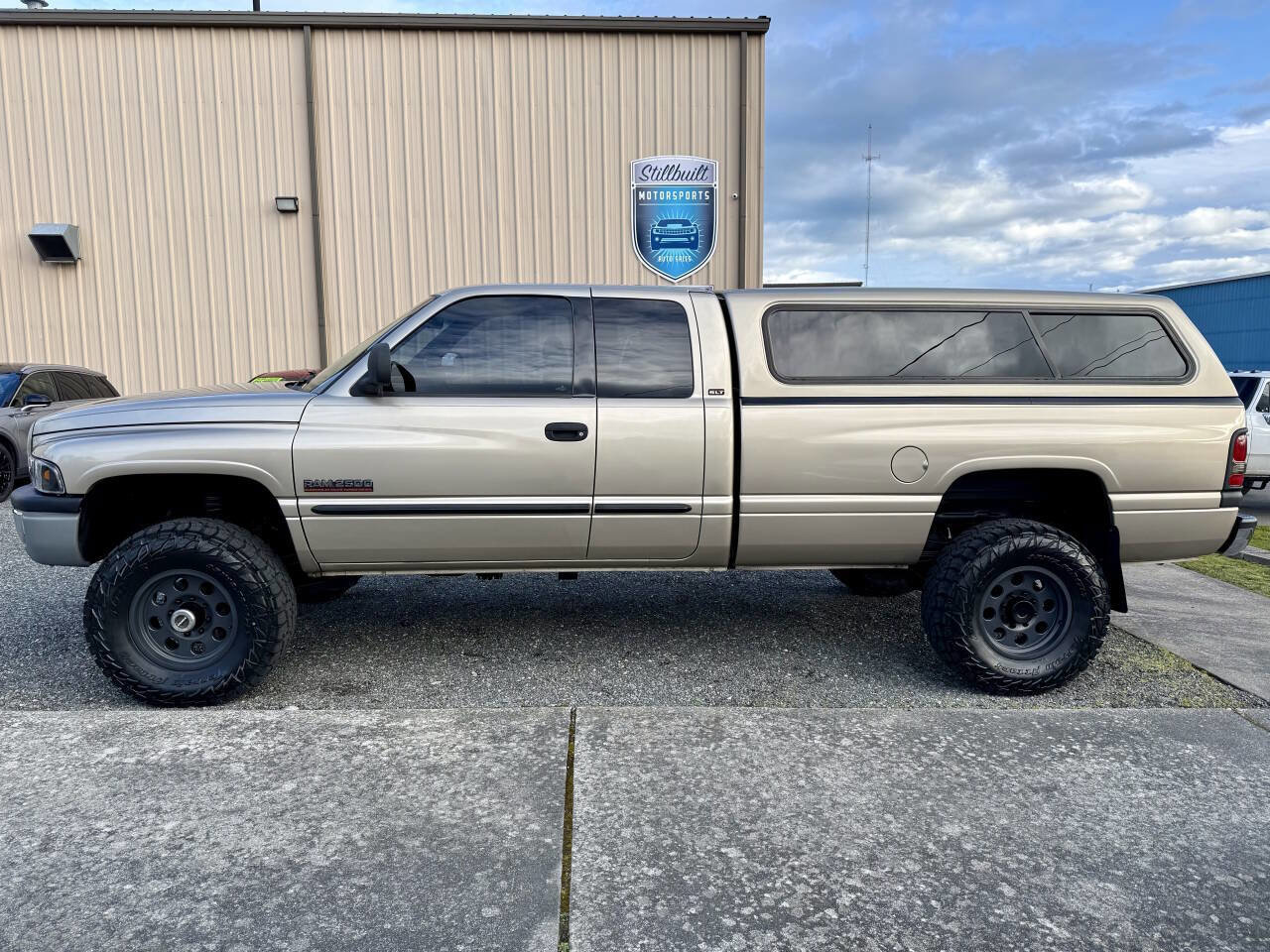 Used 2002 Dodge Ram 2500 Truck 4x4 Quad Cab image 2