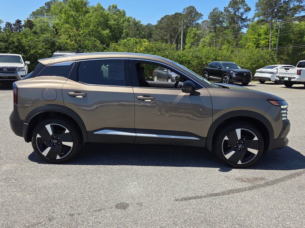 New 2026 Nissan Kicks SR image 11