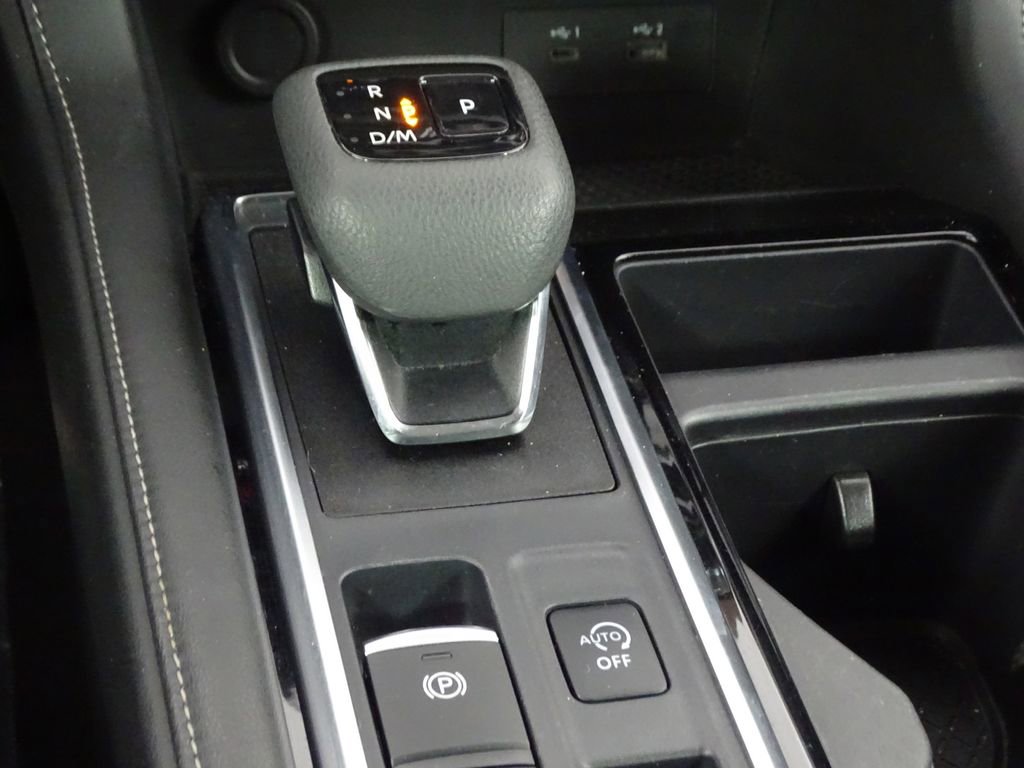 Used 2024 Nissan Pathfinder SV image 37