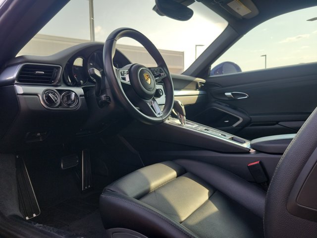 Certified 2017 Porsche 911 Carrera S RWD image 4