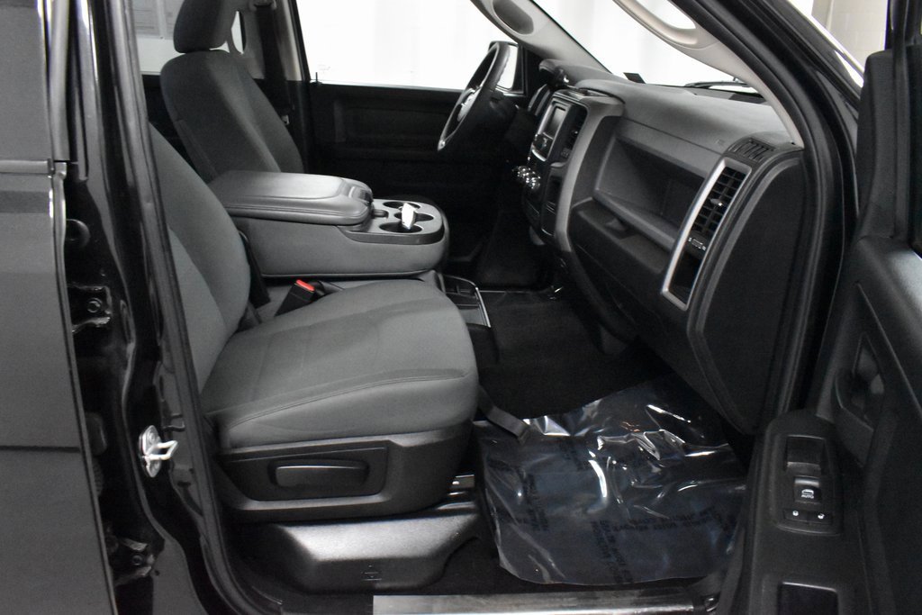 Used 2018 RAM 1500 Express w/ Express Value Package image 13