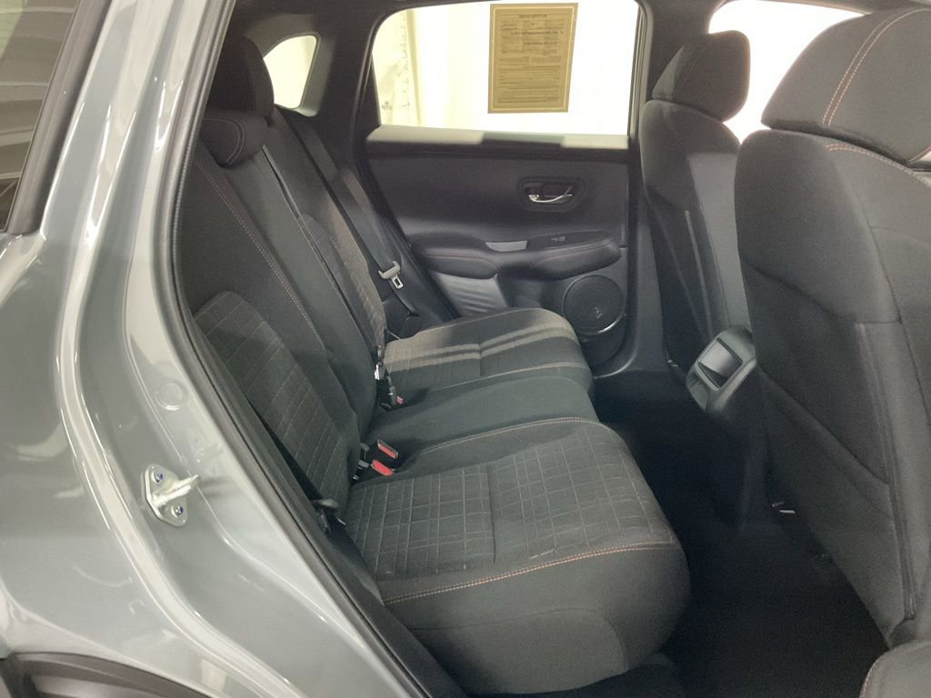 Used 2025 Honda HR-V Sport image 25