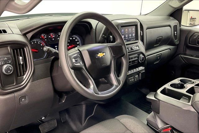 Used 2024 Chevrolet Silverado 1500 Custom image 14