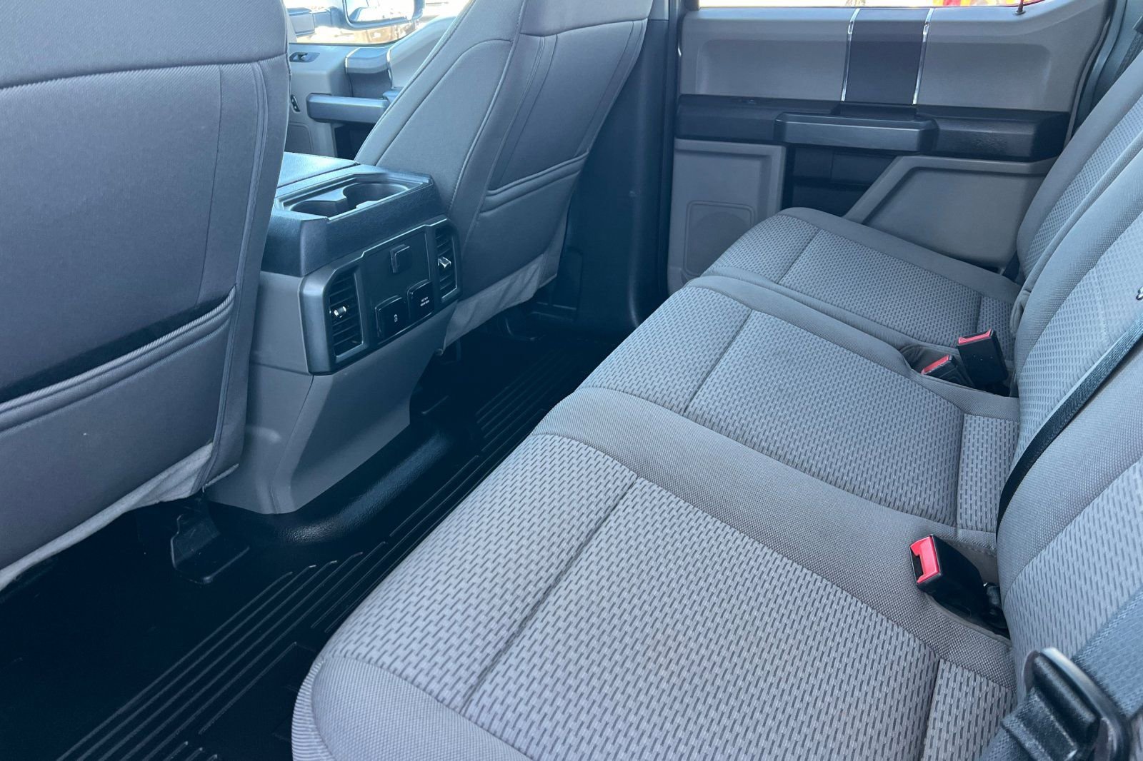Used 2022 Ford F350 XLT AWD/4WD image 13