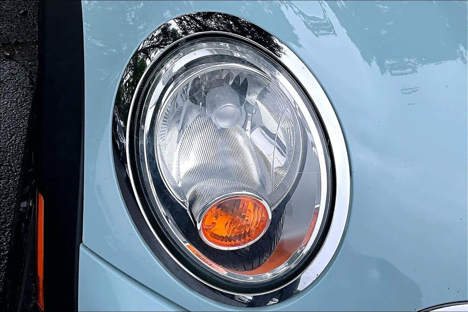 Used 2011 MINI Cooper Convertible FWD image 25