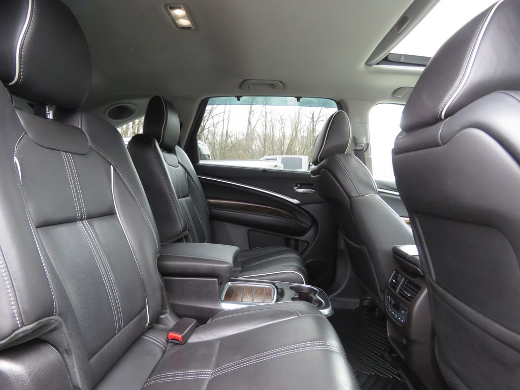 Used 2017 Acura MDX SH-AWD w/ Advance Package image 16