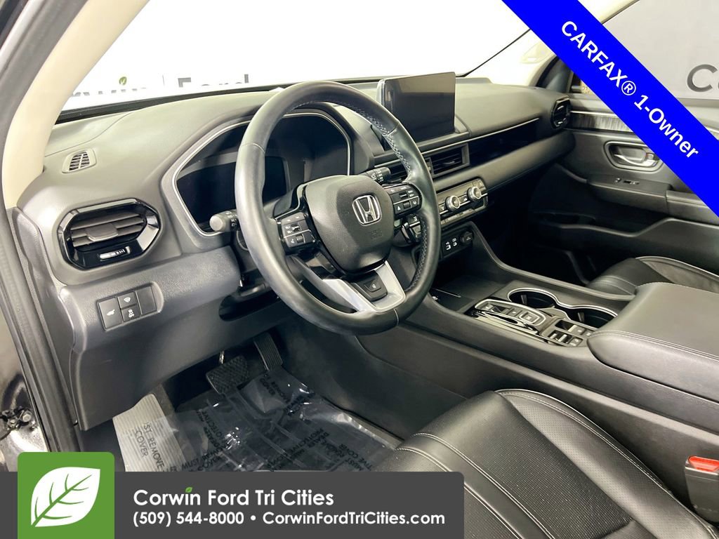 Used 2023 Honda Pilot Elite image 3