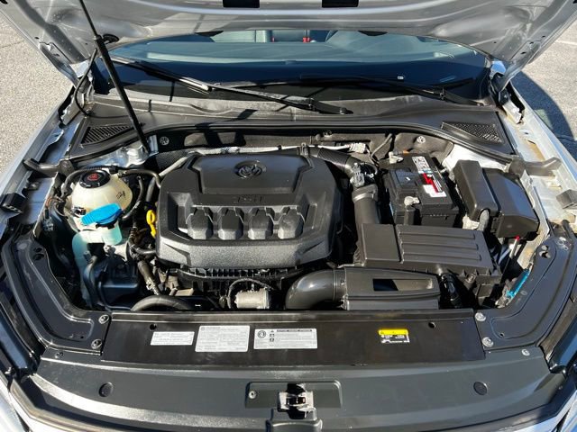 Used 2018 Volkswagen Passat 2.0T SE image 43