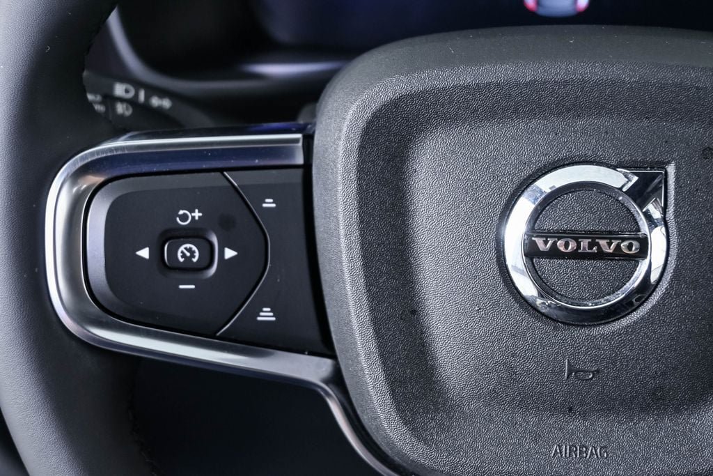 Certified 2023 Volvo C40 P8 Recharge Ultimate AWD/4WD image 12