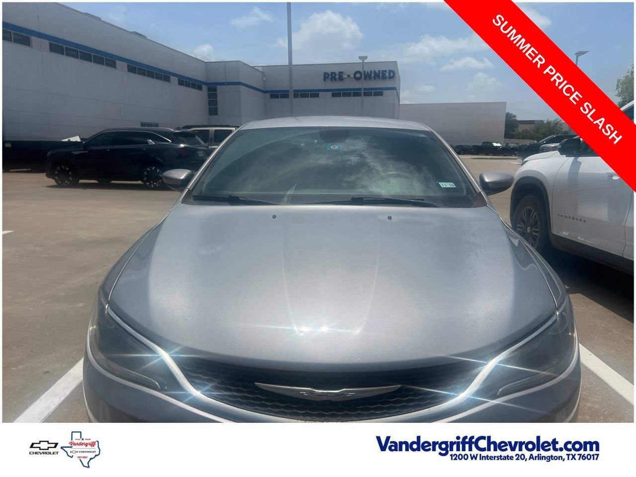 Used 2016 Chrysler 200 Limited FWD image 2