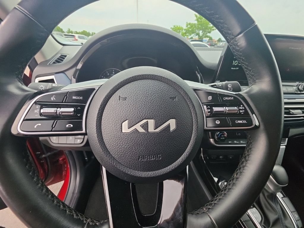 Used 2023 Kia Seltos S w/ Navigation Package FWD image 16
