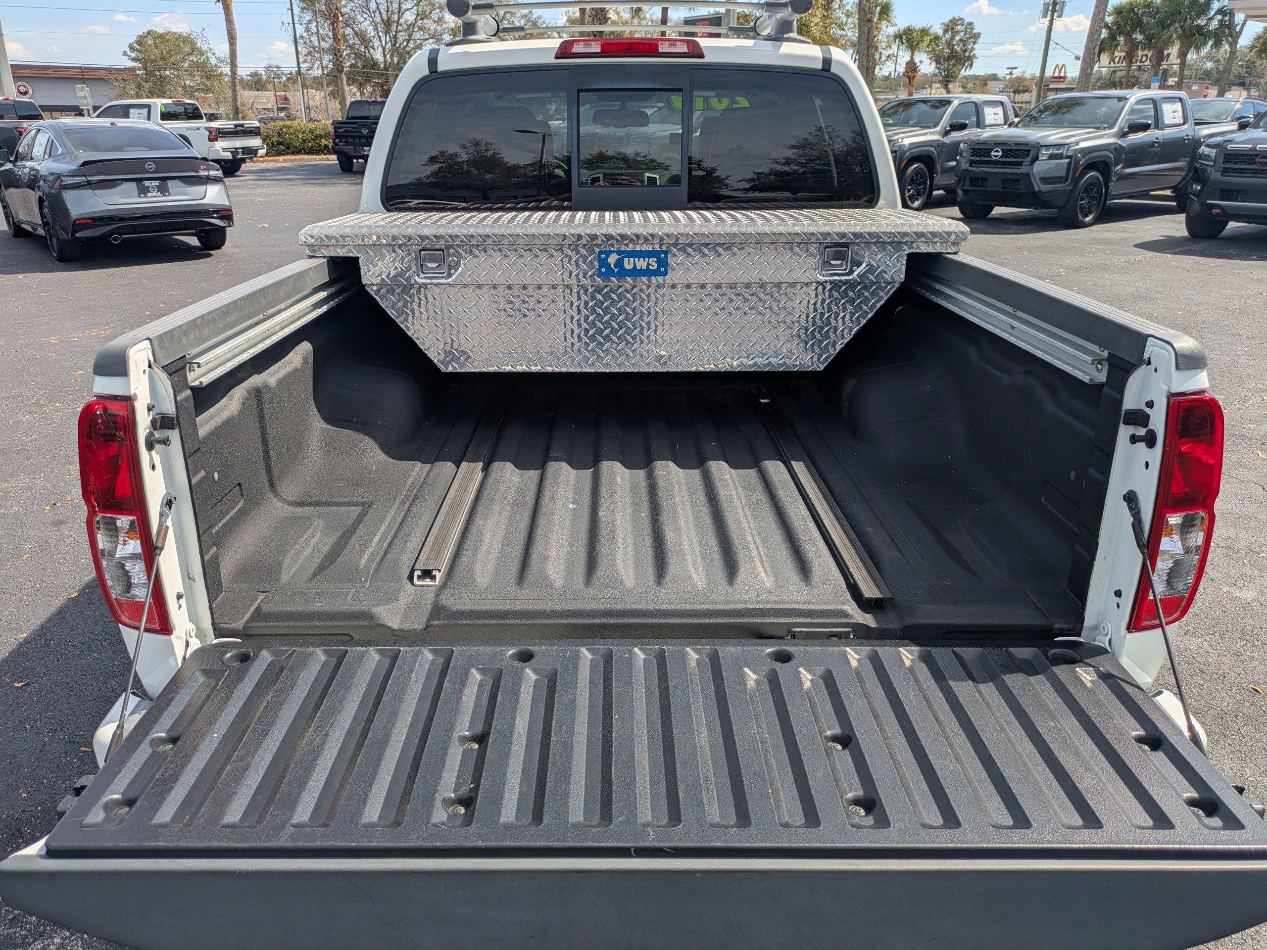 Used 2019 Nissan Frontier PRO-4X w/ Pro-4x Luxury Package image 13