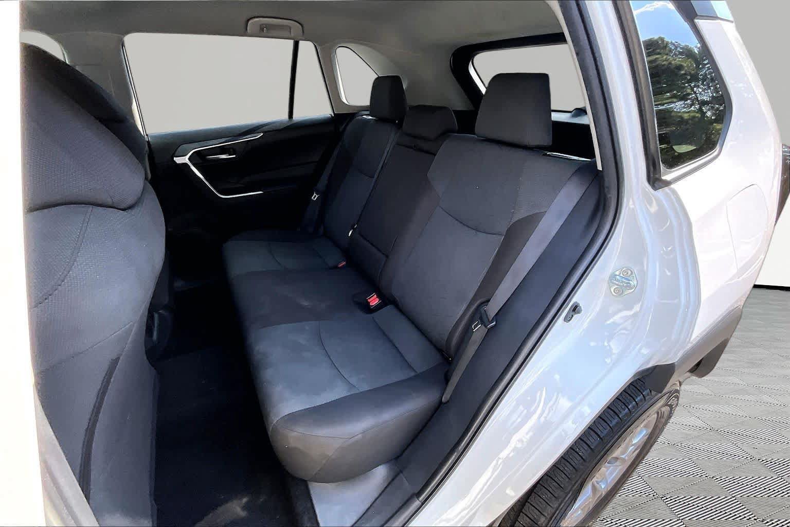 Certified 2025 Toyota RAV4 XLE AWD/4WD image 21