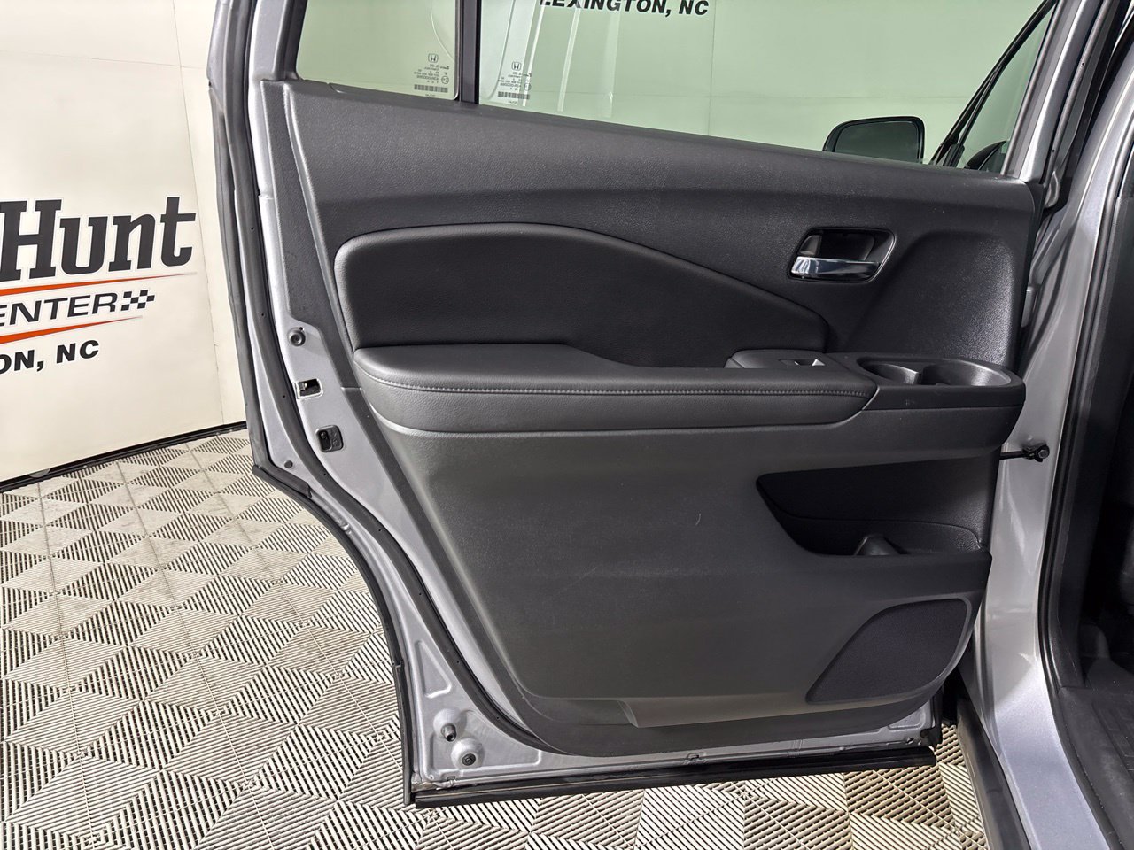 Used 2022 Honda Pilot Sport image 18