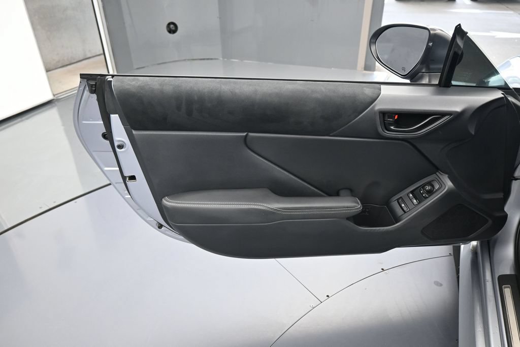 Used 2023 Toyota GR86 Premium RWD image 13