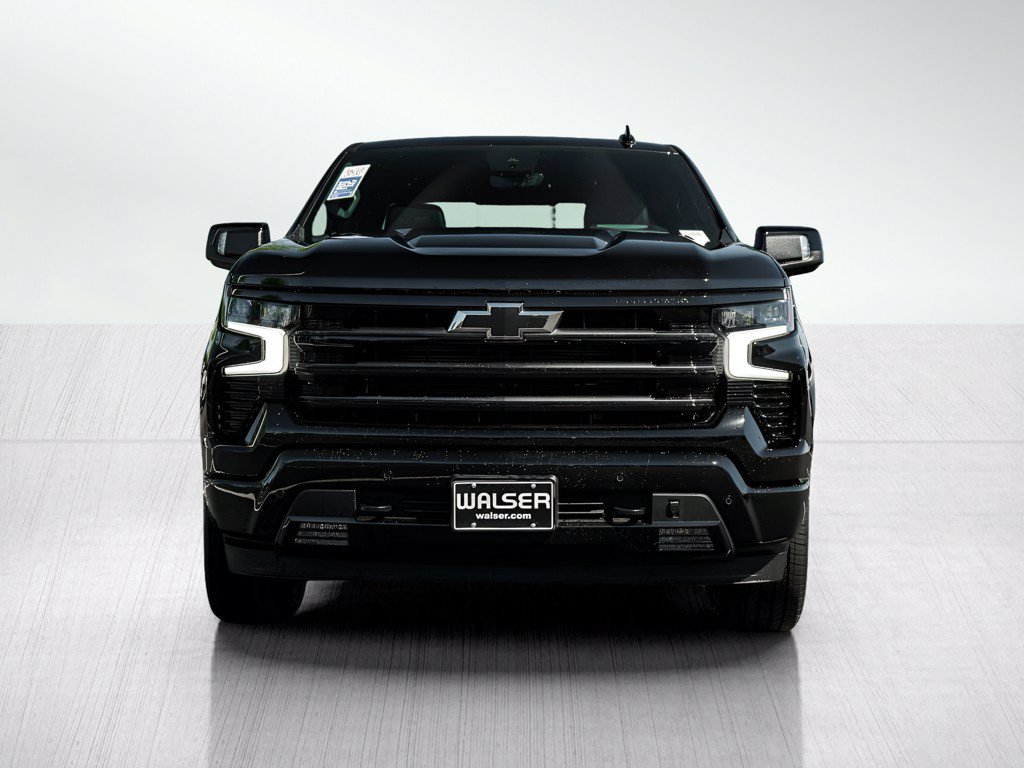 New 2026 Chevrolet Silverado 1500 High Country w/ Midnight Edition AWD/4WD image 2