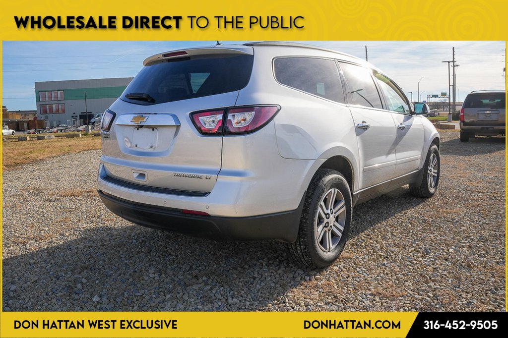 Used 2015 Chevrolet Traverse LT image 35