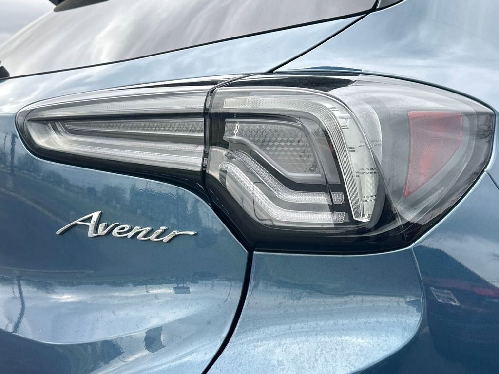 Used 2024 Buick Encore GX Avenir w/ Avenir Convenience Package image 8