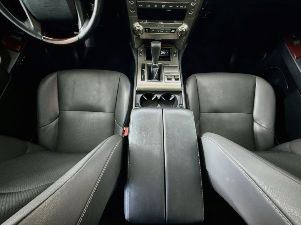 Used 2019 Lexus GX 460 Premium AWD/4WD image 16