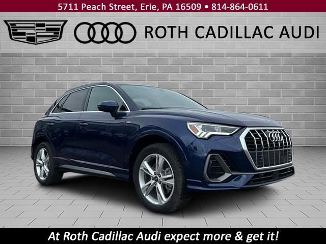 Used 2024 Audi Q3 2.0T Premium w/ Convenience Package image 1