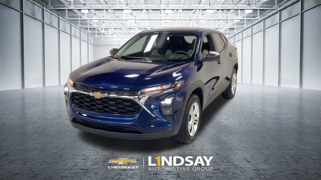 Used 2024 Chevrolet Trax LS image 5