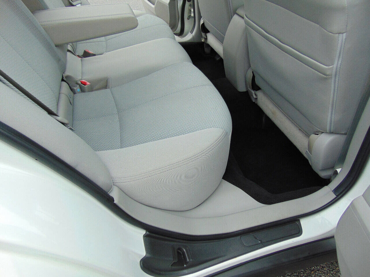 Used 2011 Subaru Forester 2.5X w/ Alloy Wheel Value Pkg image 16