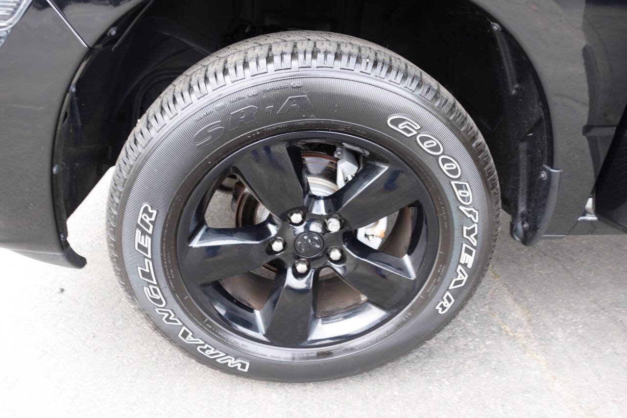 Used 2023 RAM 1500 Express w/ Wheel & Sound Group AWD/4WD image 59