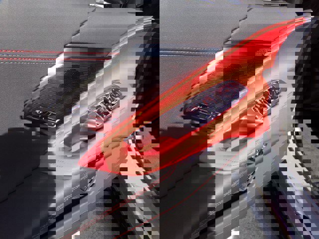 Used 2025 Chevrolet Corvette E-Ray w/ Stealth Interior Trim Package image 15