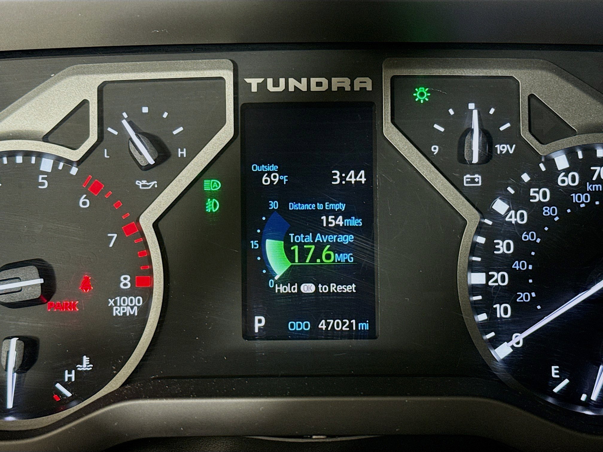 Used 2022 Toyota Tundra SR5 w/ Convenience Package RWD image 13