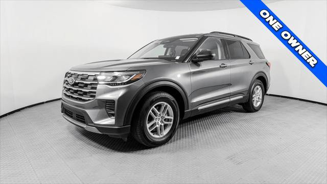 Used 2025 Ford Explorer Active RWD image 2