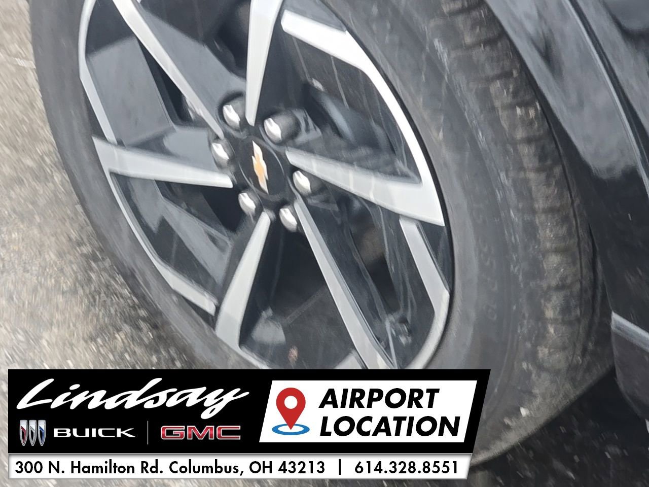 Used 2025 Chevrolet Equinox EV LT w/ Convenience Package image 15