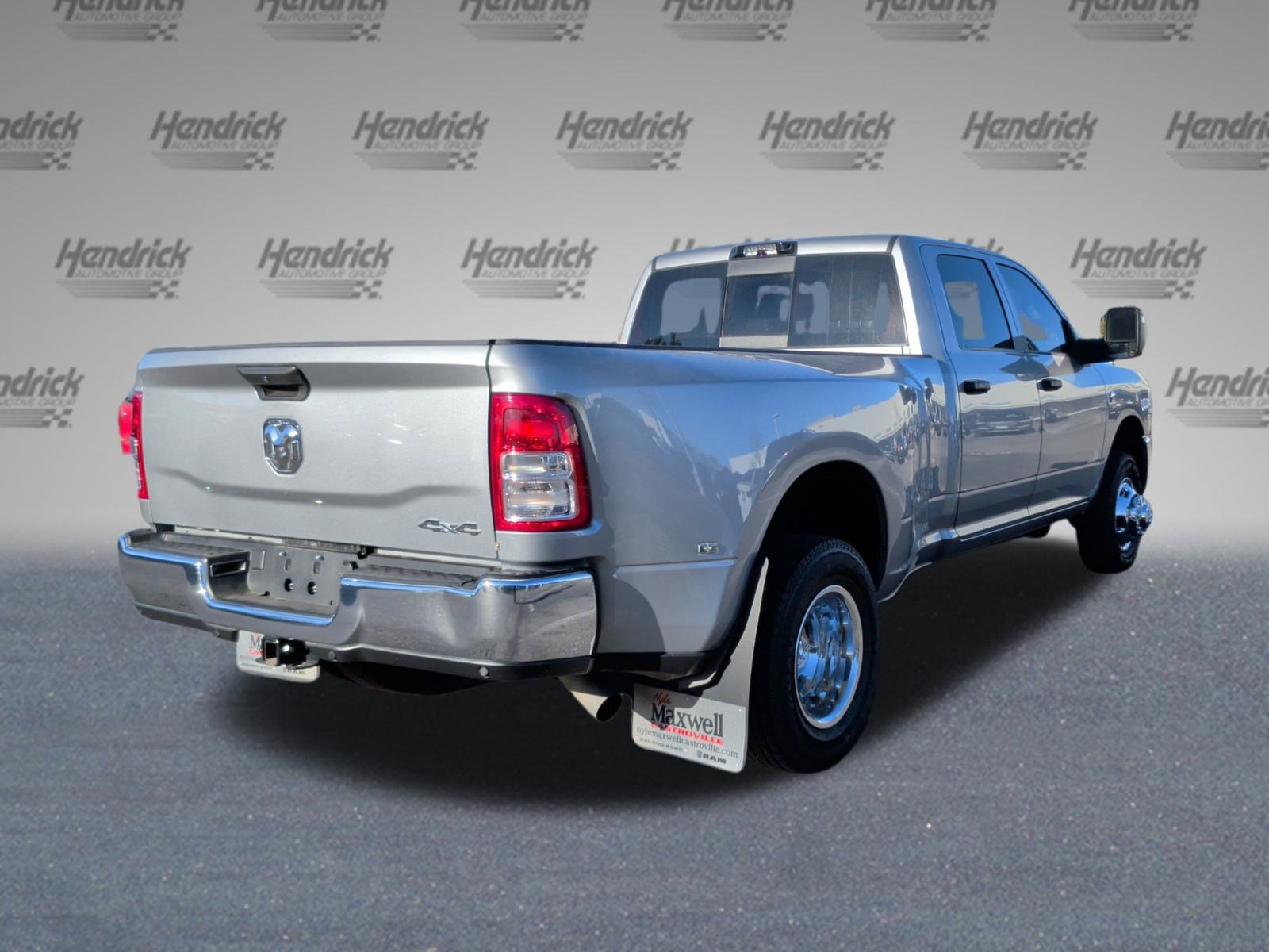 Used 2024 RAM 3500 Tradesman w/ Chrome Appearance Group image 7