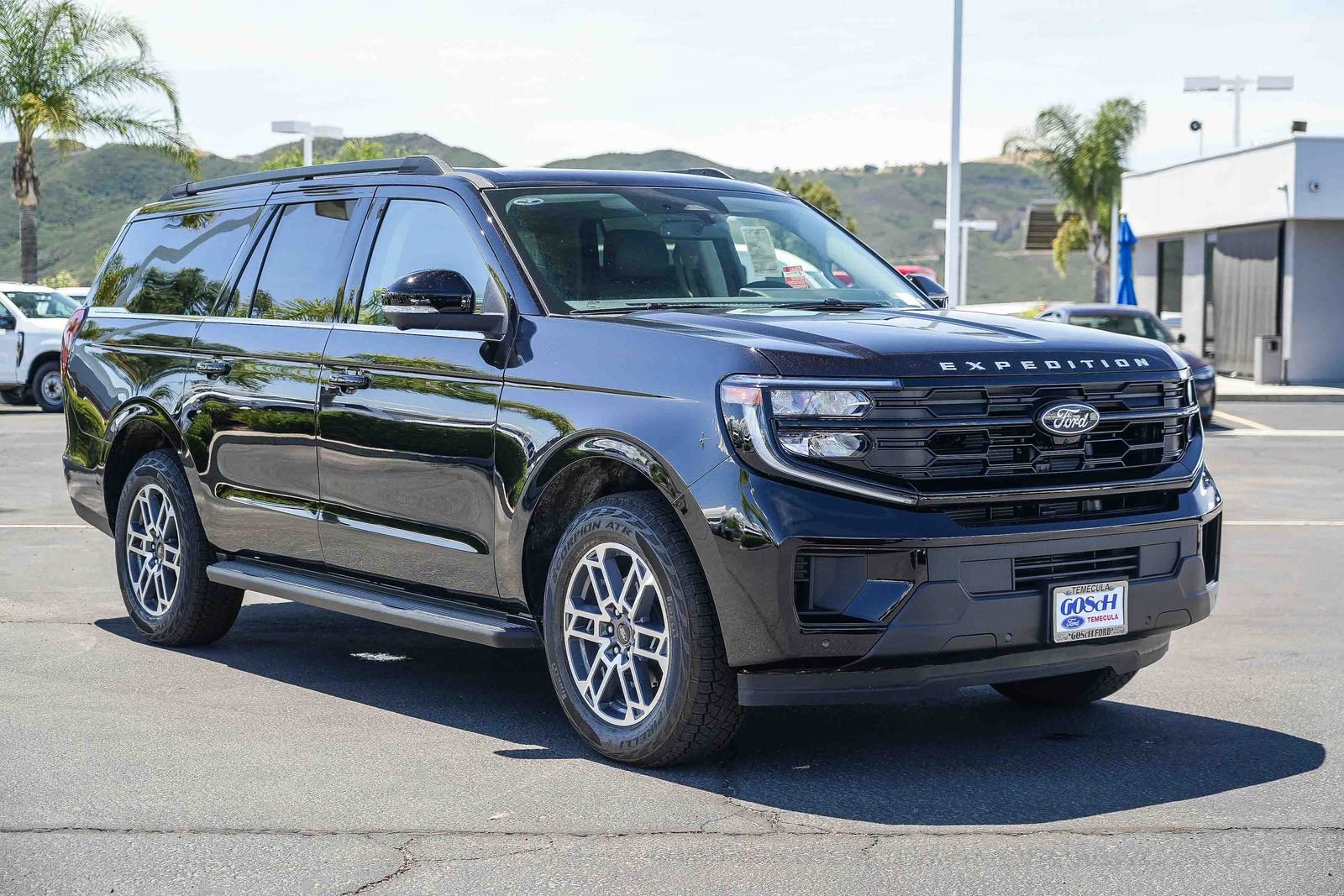 New 2026 Ford Expedition Max Active AWD/4WD image 5