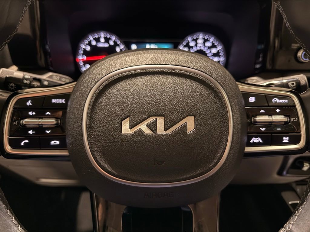Used 2023 Kia Sorento X-Line EX image 19