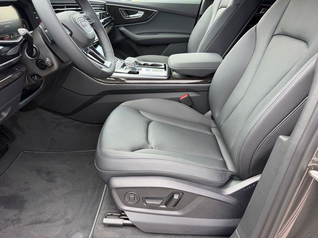 New 2026 Audi Q7 2.0T Premium AWD/4WD image 10