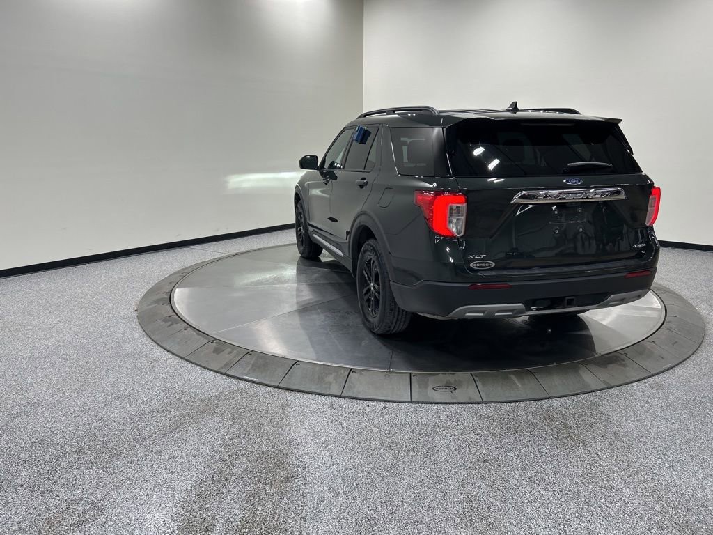 Certified 2023 Ford Explorer XLT w/ Equipment Group 202A image 9