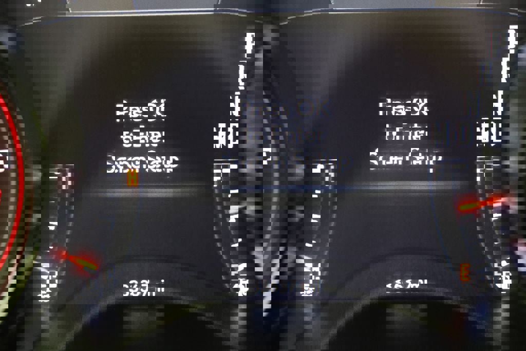 Used 2023 Dodge Challenger SXT w/ Blacktop Package image 14