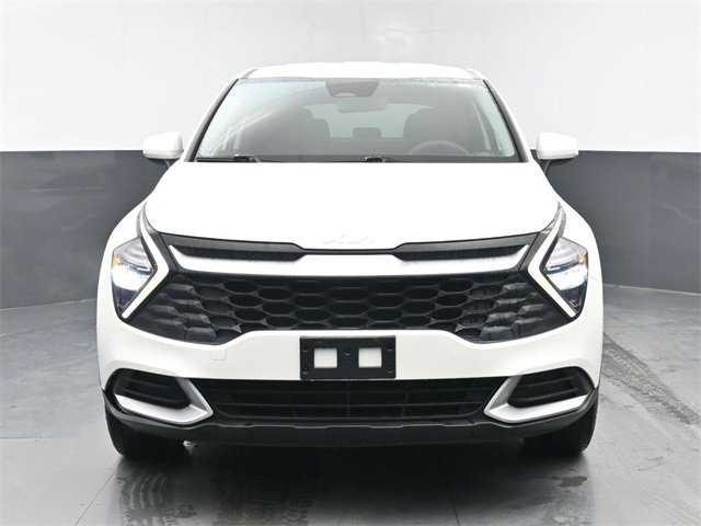 Used 2023 Kia Sportage LX image 3