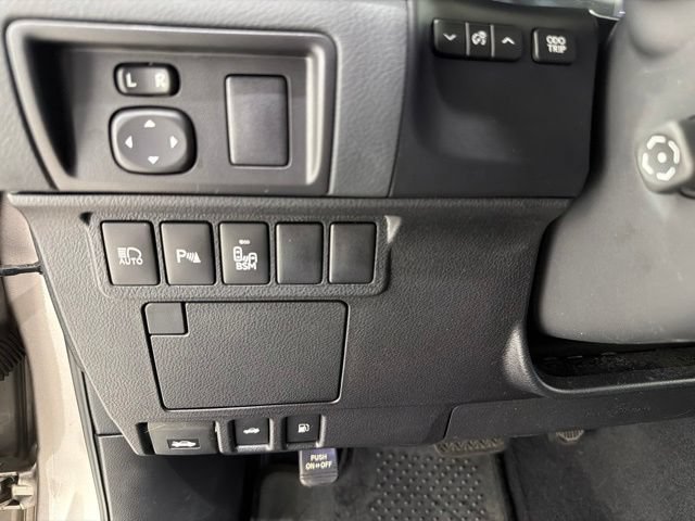Used 2017 Lexus ES 350 w/ Luxury Package FWD image 12