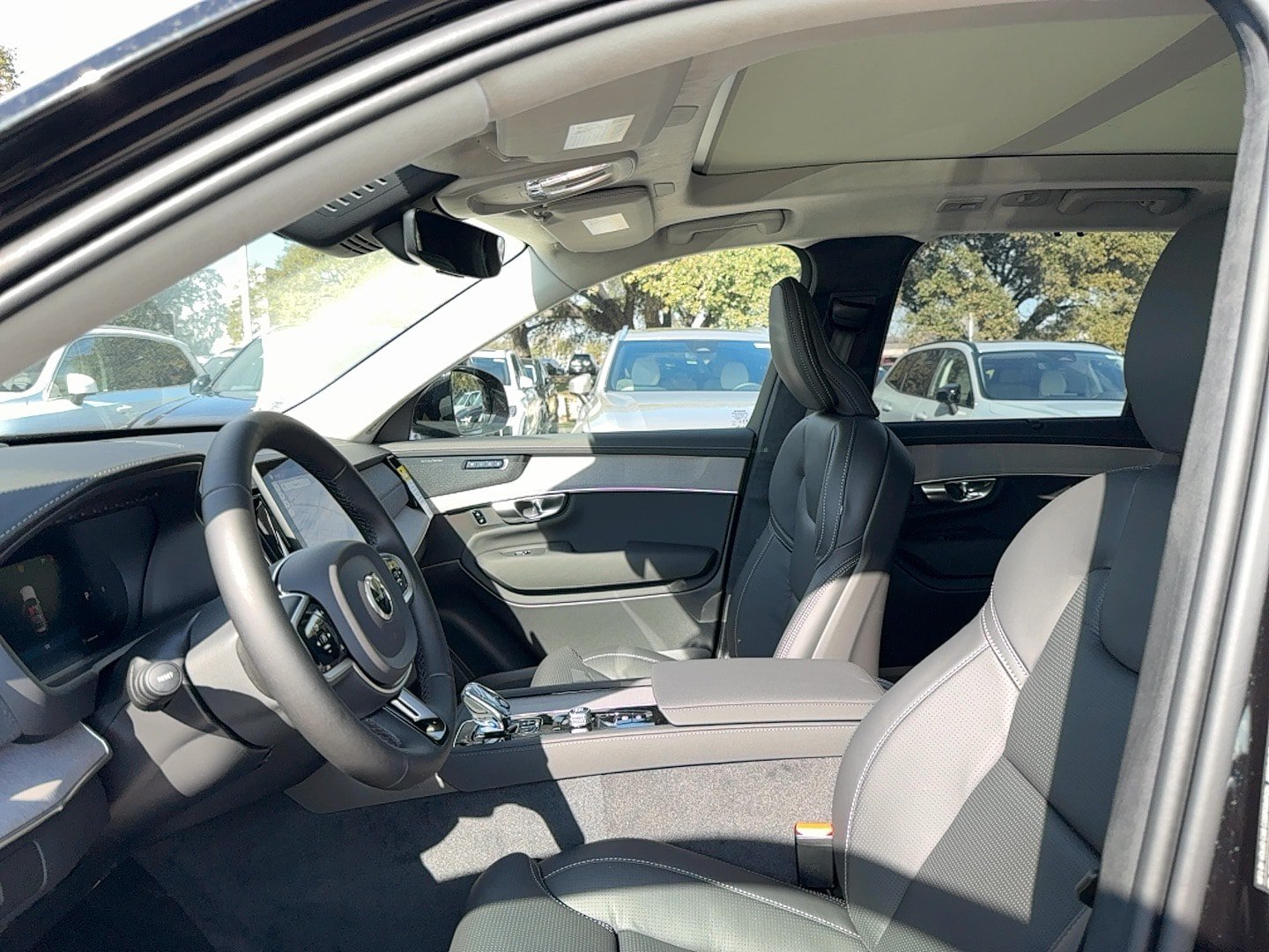 New 2026 Volvo XC90 B6 Ultra w/ Lounge Package AWD/4WD image 11