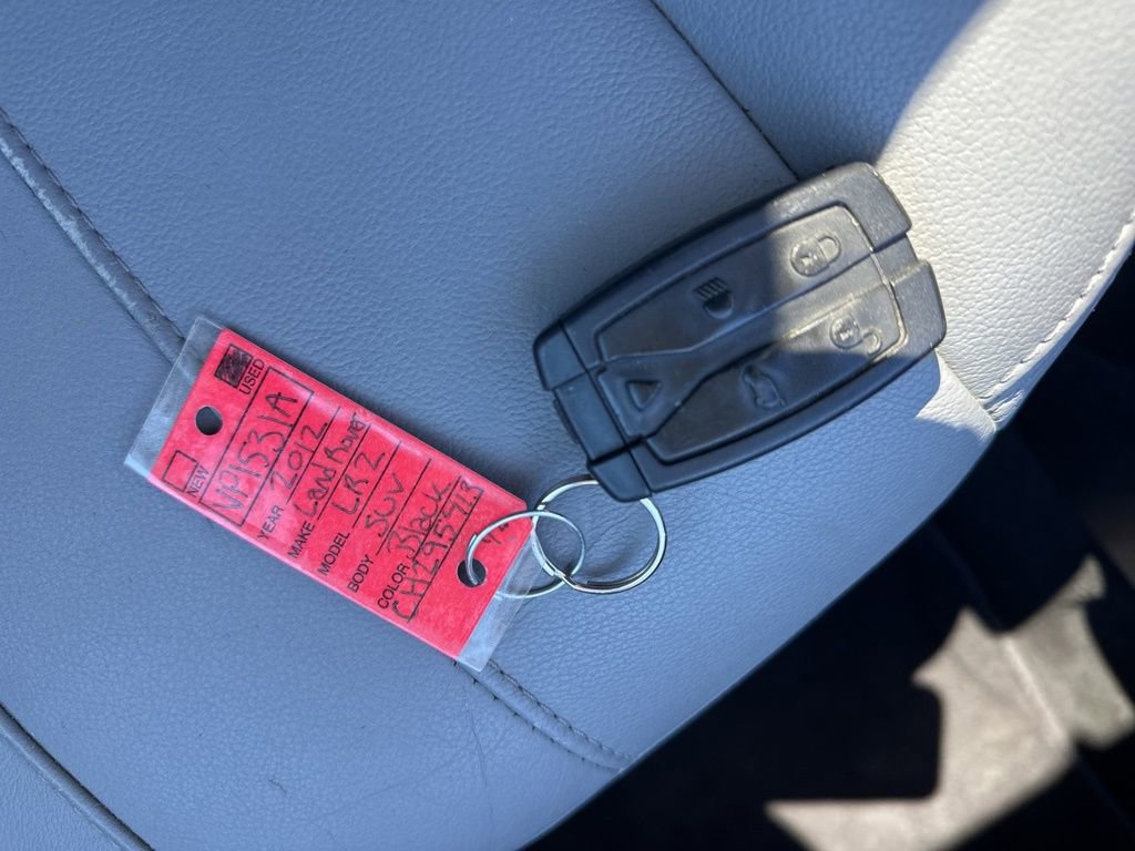 Used 2012 Land Rover LR2 HSE image 35