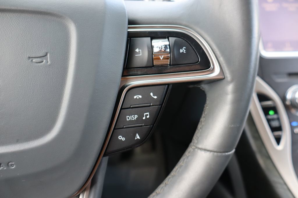 Used 2020 Lincoln Nautilus Reserve w/ Equipment Group 201A AWD/4WD image 8