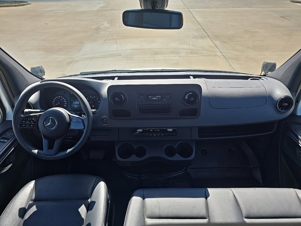 Used 2021 Mercedes-Benz Sprinter 1500 image 16