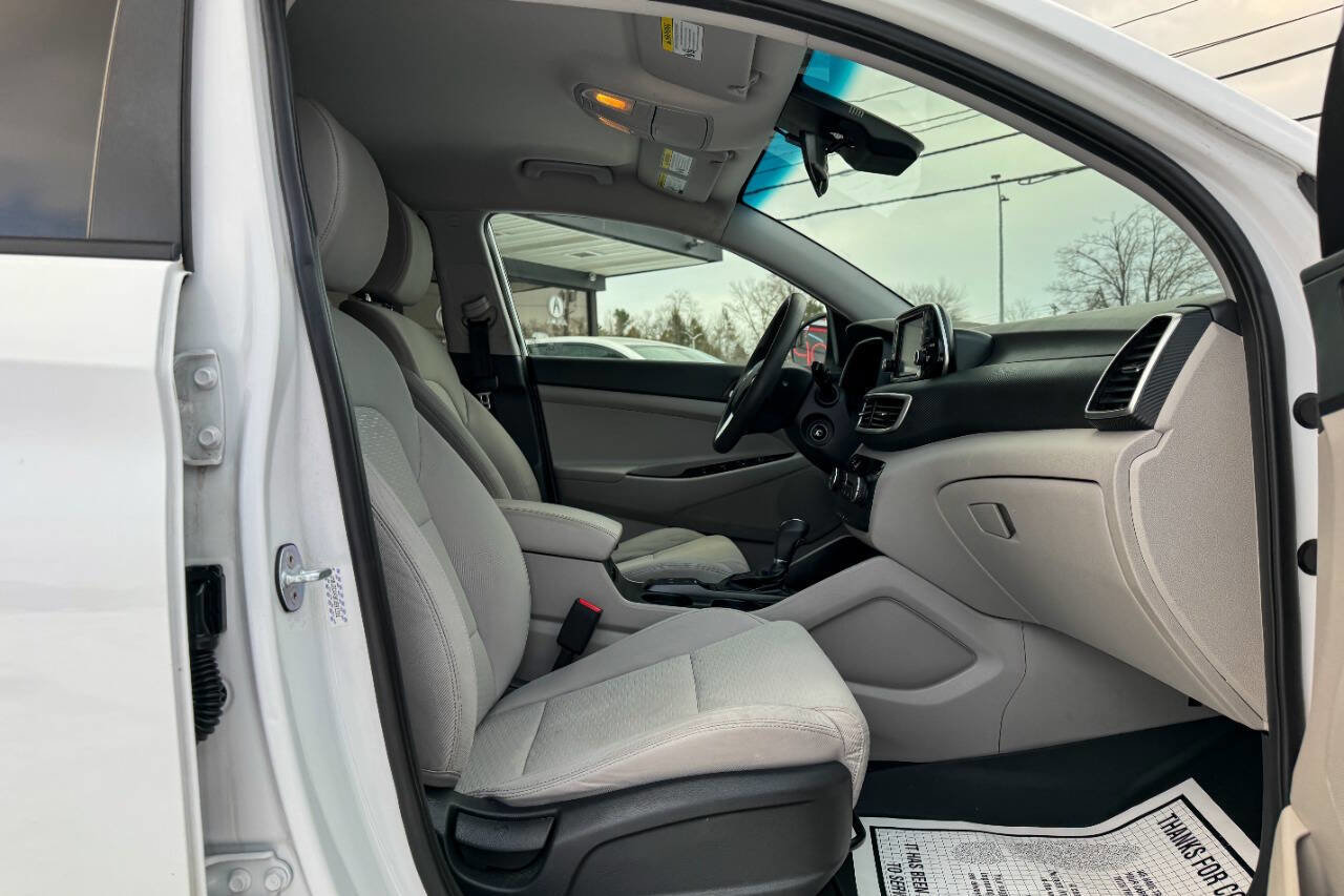 Used 2019 Hyundai Tucson SE w/ Cargo Package image 11