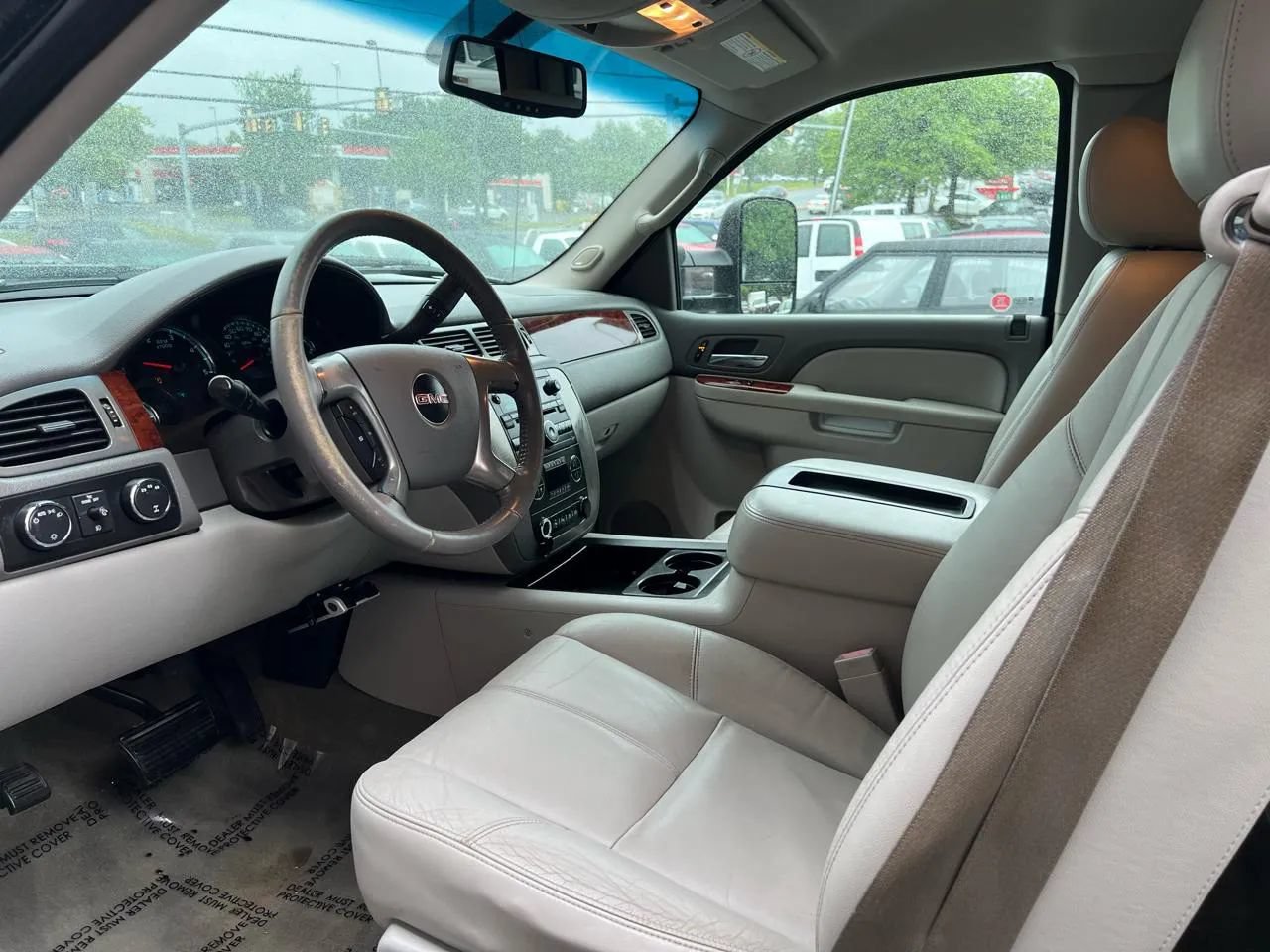 Used 2011 GMC Sierra 2500 SLT AWD/4WD image 29