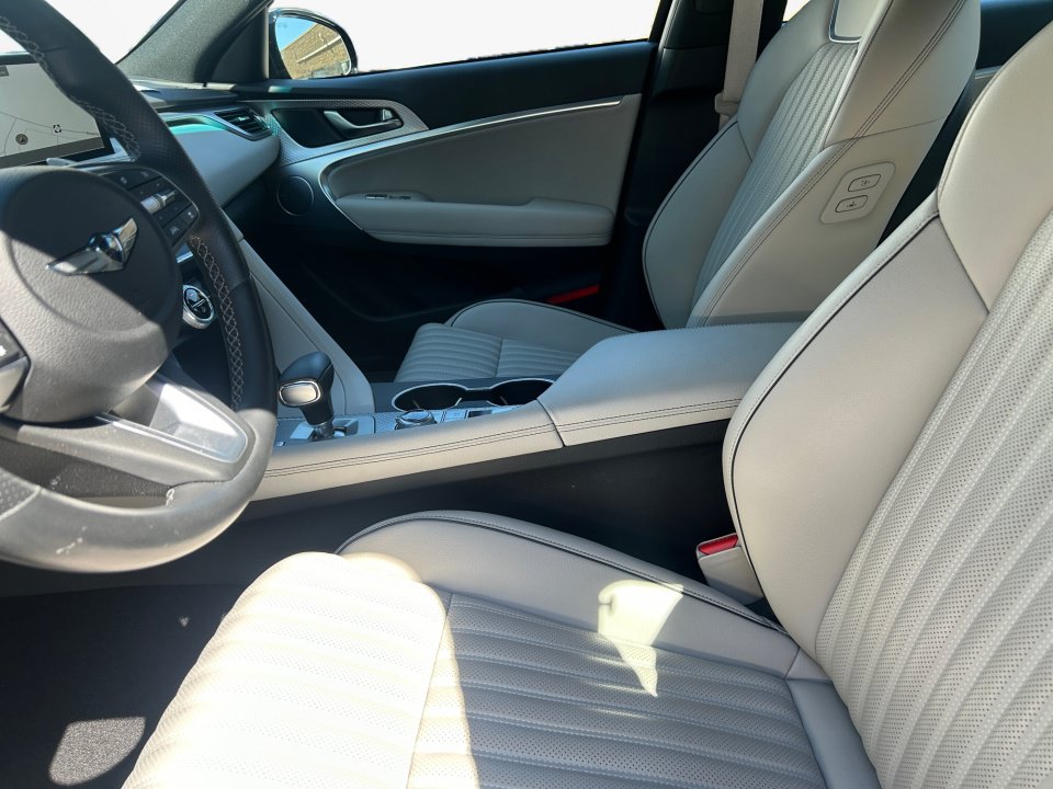 Used 2023 Genesis G70 3.3T w/ Sport Advanced Package AWD/4WD image 9
