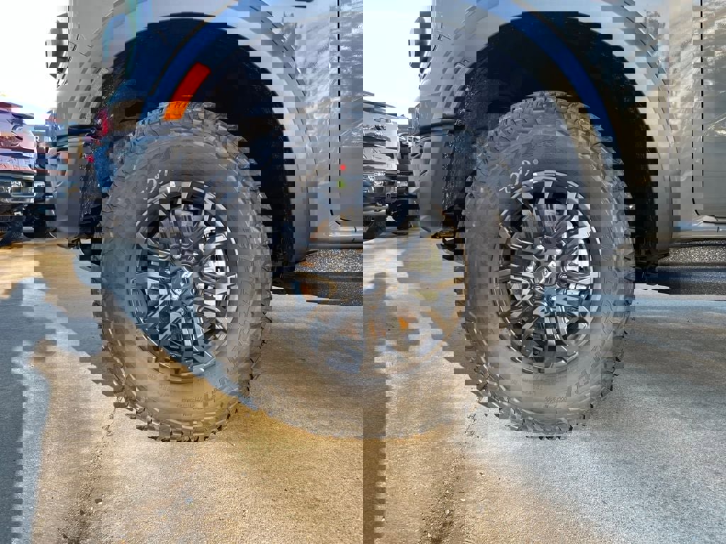 New 2025 Ford Ranger Raptor image 23