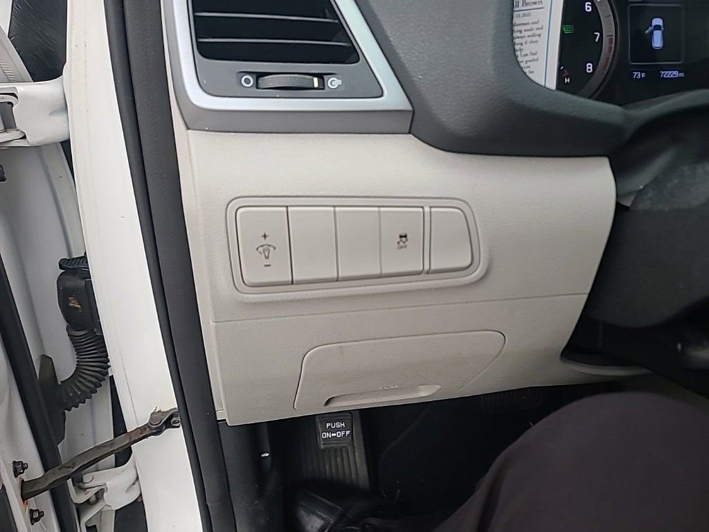 Used 2018 Hyundai Tucson SEL image 2