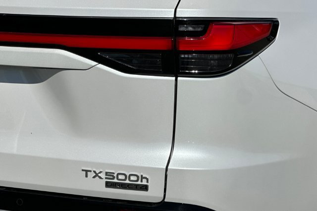 Used 2025 Lexus TX 500h AWD w/ Technology Package image 36